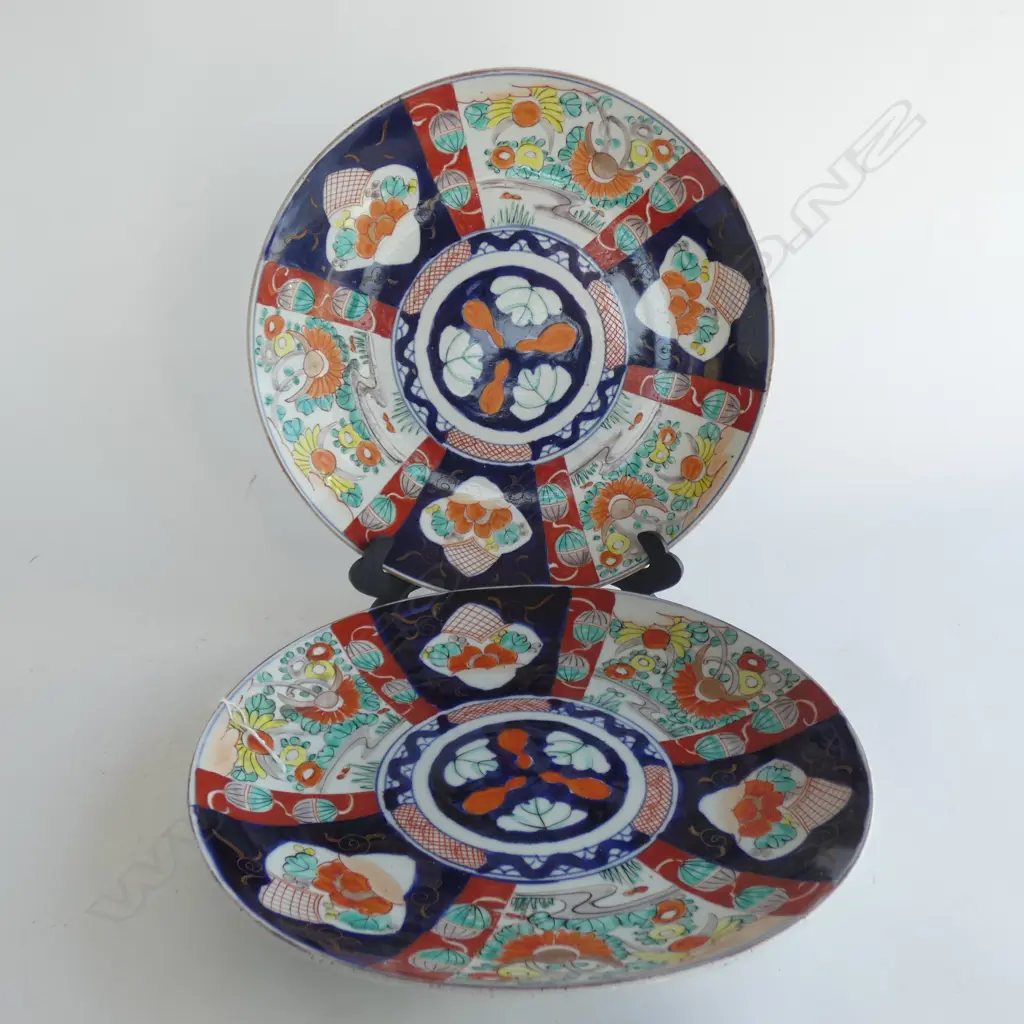 PR JAPANESE IMARI PORCELAIN CHARGERS. Dia.300mm Image 1++