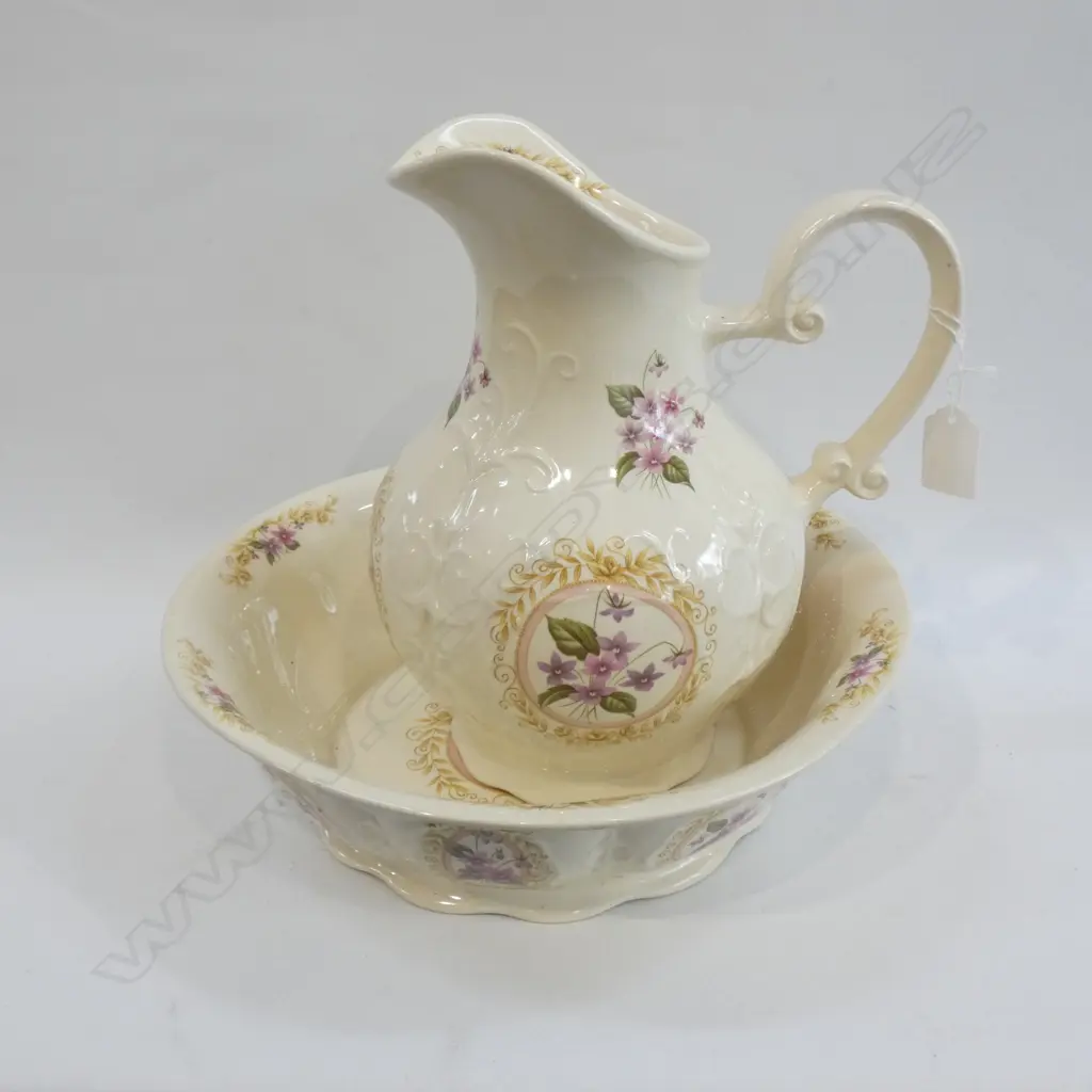 CERAMIC WASH BASIN (DIA 295MM) & JUG  Image 1++