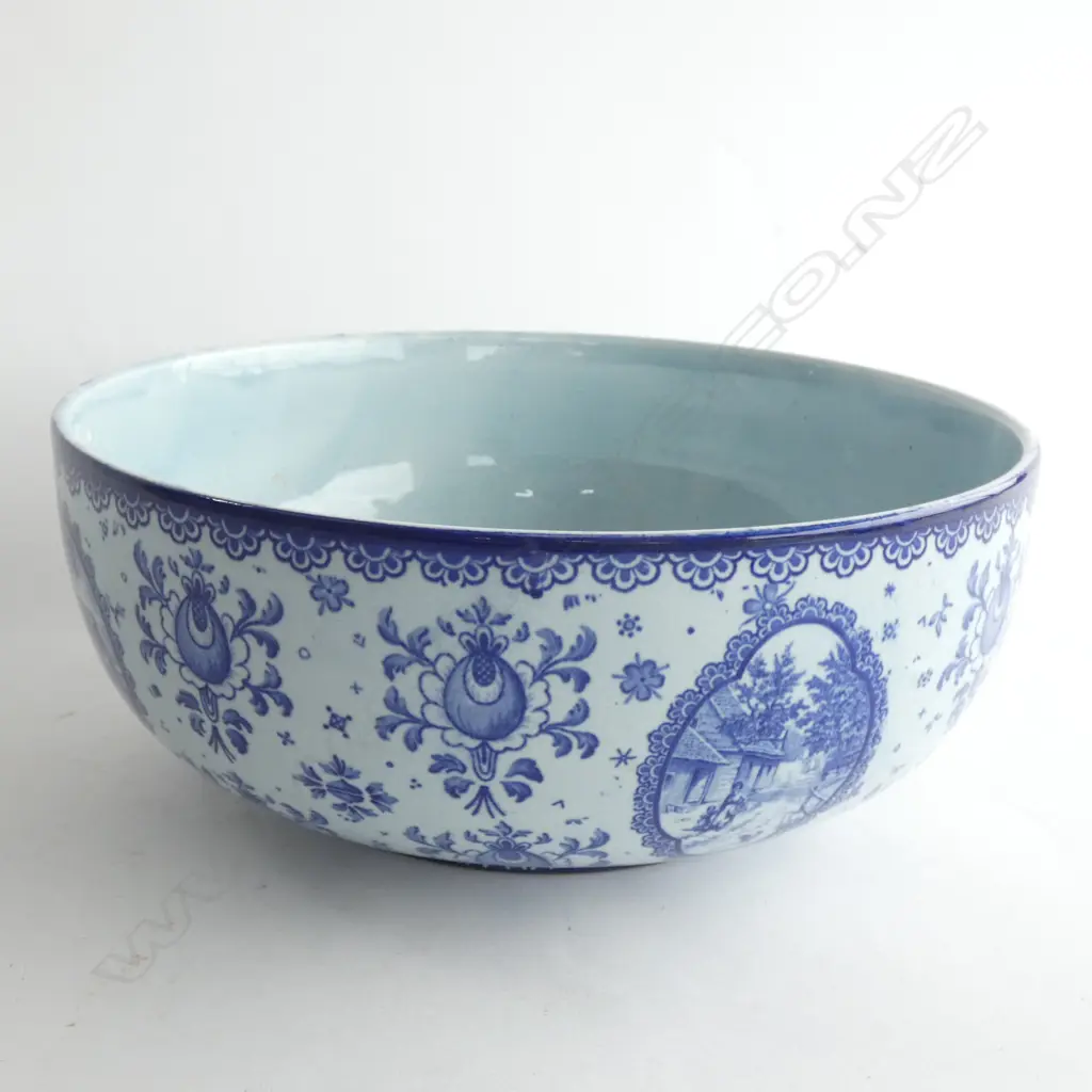 ANTIQUE GERMAN PORCELAIN BOWL DIA 250MM Image 1++