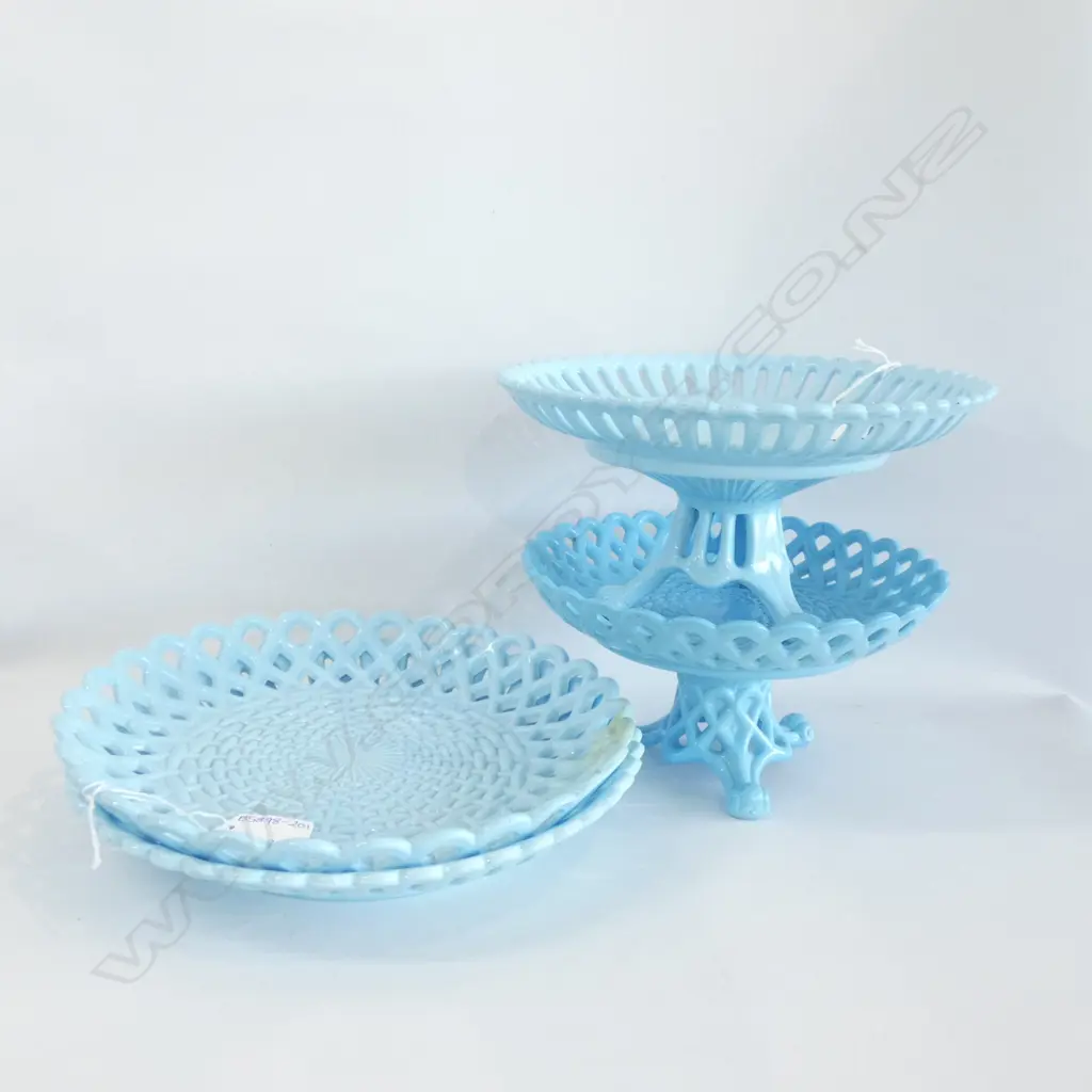PR VINTAGE BLUE GLASS PIERCED FOOTED PLATES + 2 PIECED PLATES DIA 245MM Image 1++