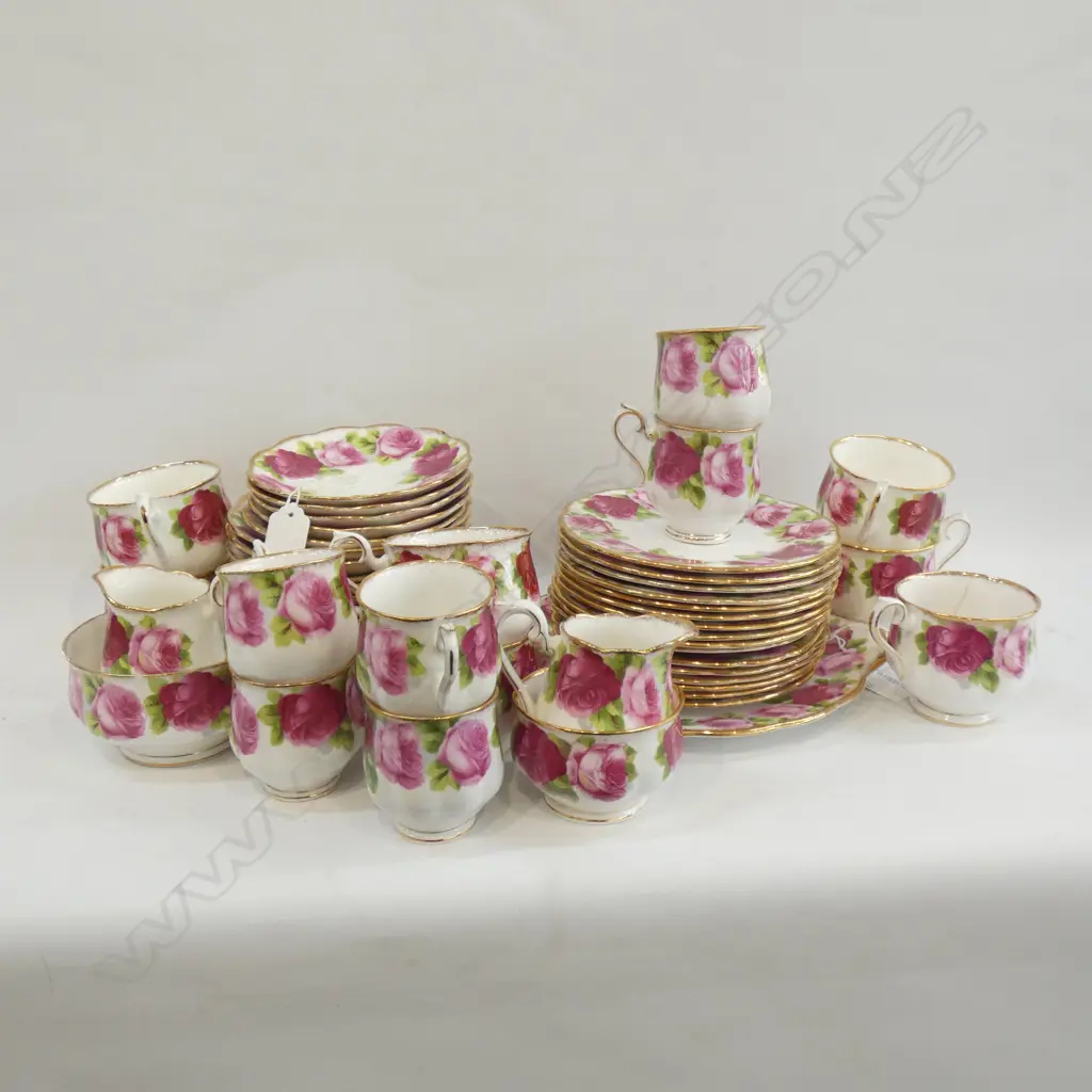 ROYAL ALBERT OLD ENGLISH ROSES - 52 PCS - TRIOS / JUGS / BOWLS ETC.. A FEW CUPS A/F Image 1++