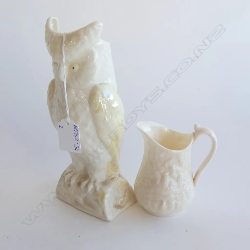 BELLEEK OWL VASE (H 205MM) + SM MILK JUG (H 100MM) Image 1++