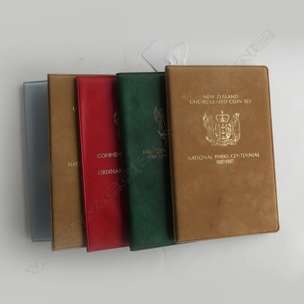 5 X NZ UNC COIN SETS 1987.1988.1987.1969.1986 Image 1++