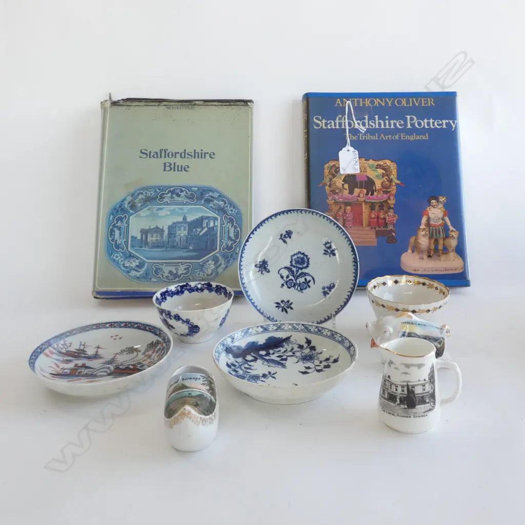 5 PCES 19thC CHINA + 3 NZ SOUVENIR PCES + 2 BOOKS ON PORCELAIN Image 1++