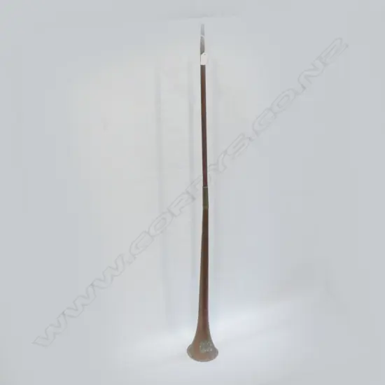 VICTORIAN COPPER COACHING HORN, BATH WELLINGTON w BRASS CREST L 1140MM
