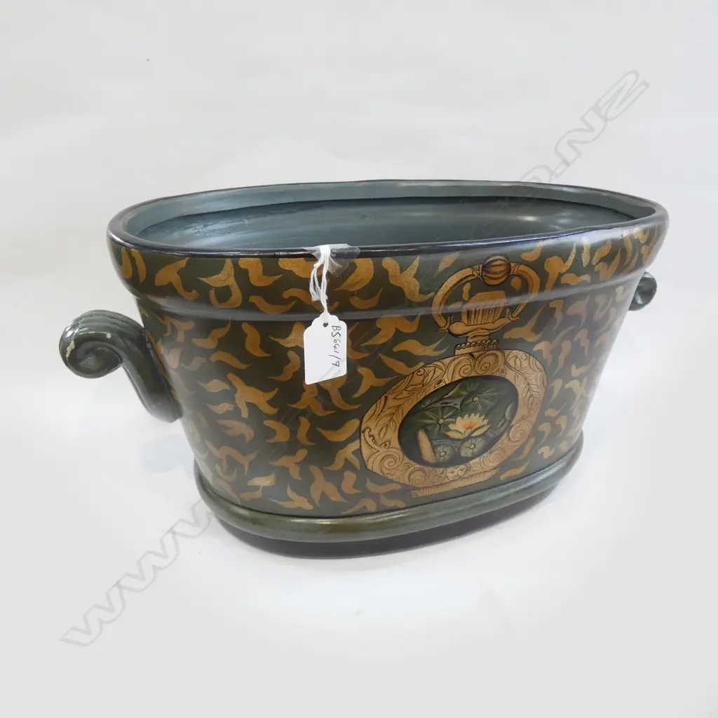 HAND PAINTED CERAMIC CHAMPAGNE BUCKET Image 1++