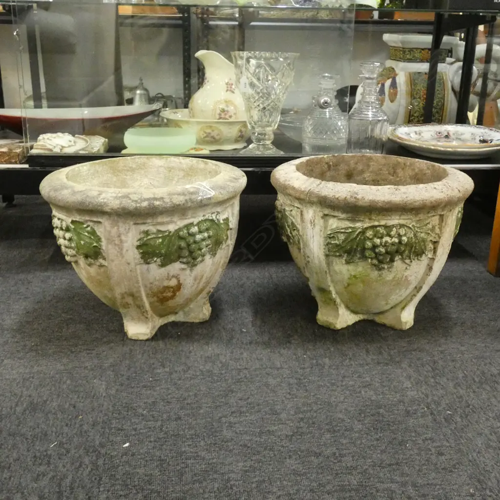 PR VINTAGE CONCRETE PLANTERS 390mm dia Image 1++
