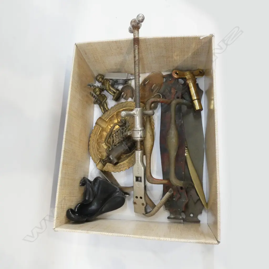 BOX LOT ASST. METAL WARE; HANDLES, CORK SCREWS ETC Image 1++