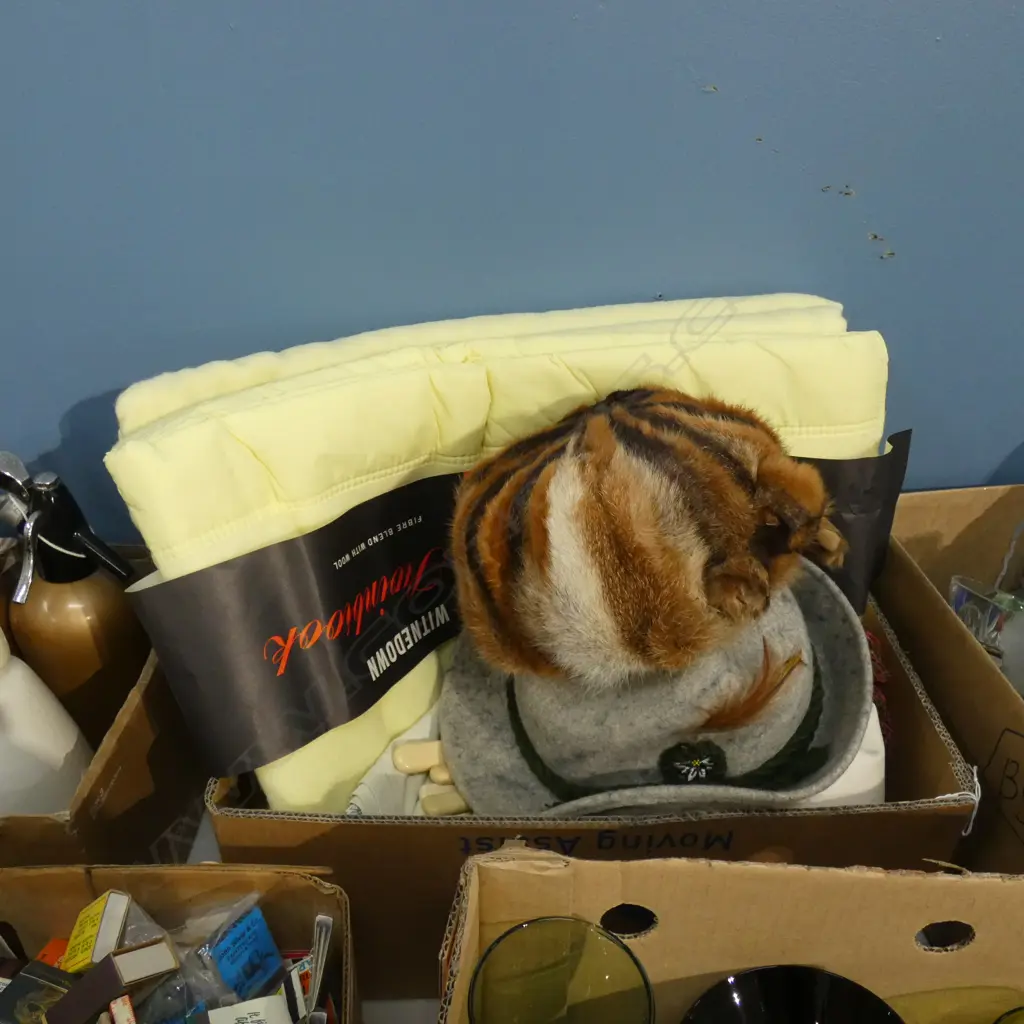 BOX LOT YELLOW WOOLEN BLANKET, IVORINE 'BONE' HANDLED KNIVES ETC Image 1++