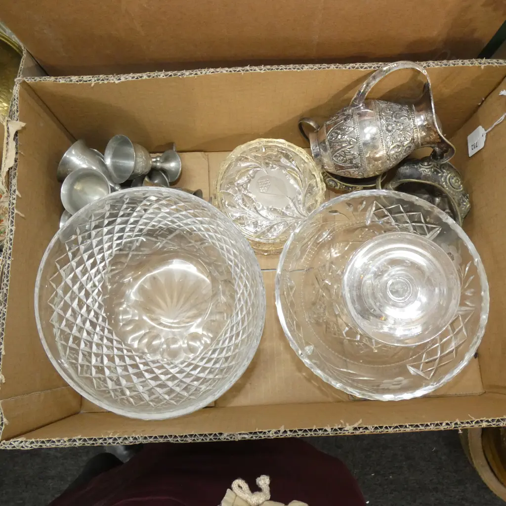 BOX LOT ASST CRYSTAL & GLASS BOWLS; SILVER PLATE ETC.. Image 1++