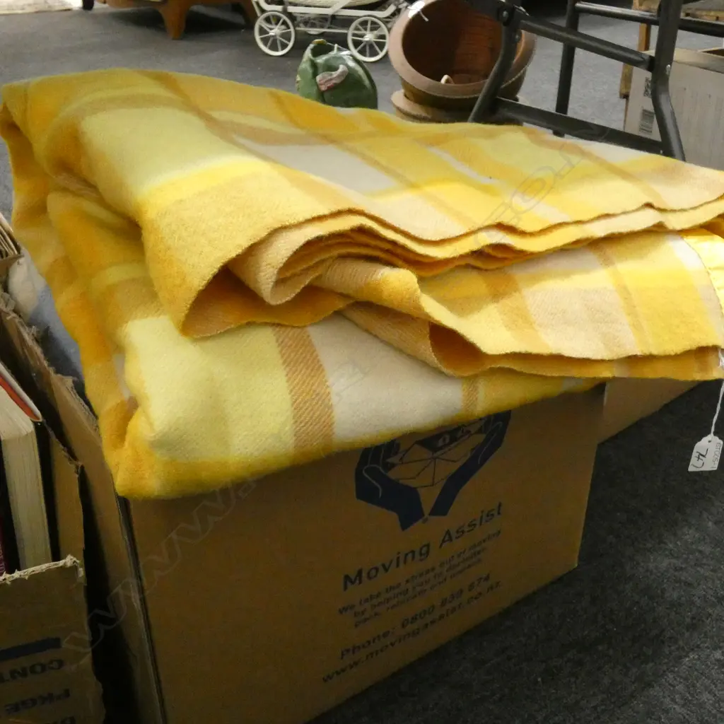 BOX ASST VINTAGE WOOL BLANKETS Image 1++