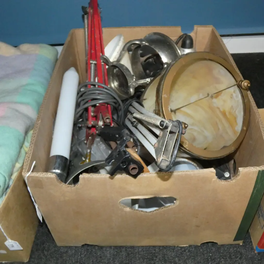 BOX LOT VINTAGE LAMPS / ANGLE-POISE PARTS ETC Image 1++