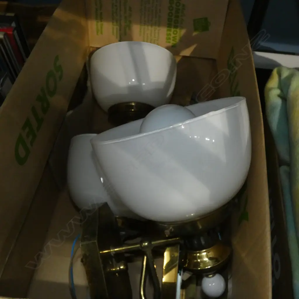3 WHITE GLASS & BRASS WALL LIGHTS DIA 190MM Image 1++