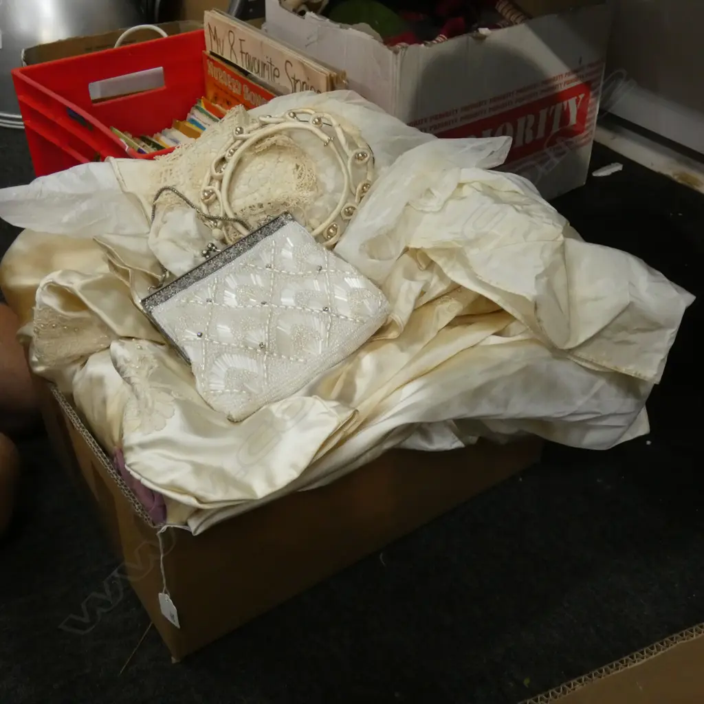 BOX LOT VINTAGE FASHION; WEDDING DRESS, 20s DRESSES Image 1++
