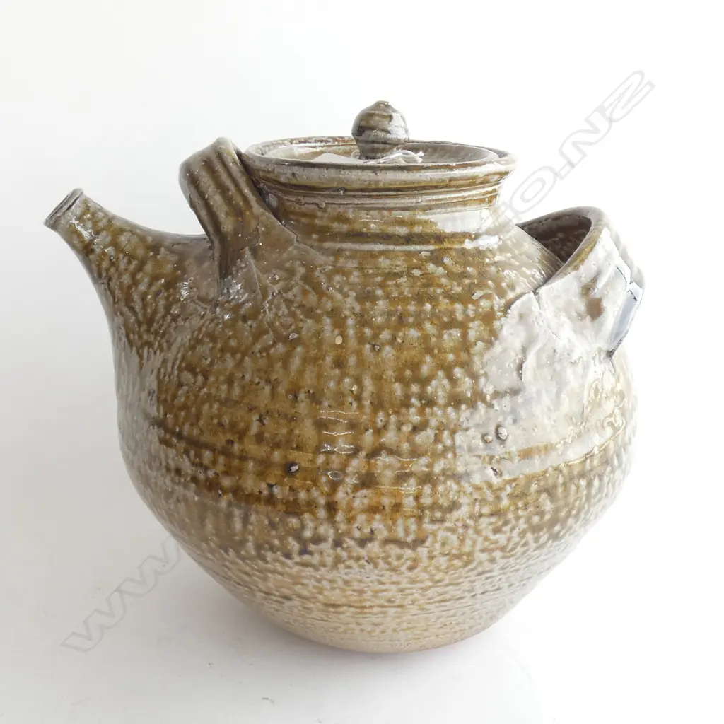 IAN SMAILLE LARGE STUDIO POTTERY TEAPOT H.260mm Image 1++
