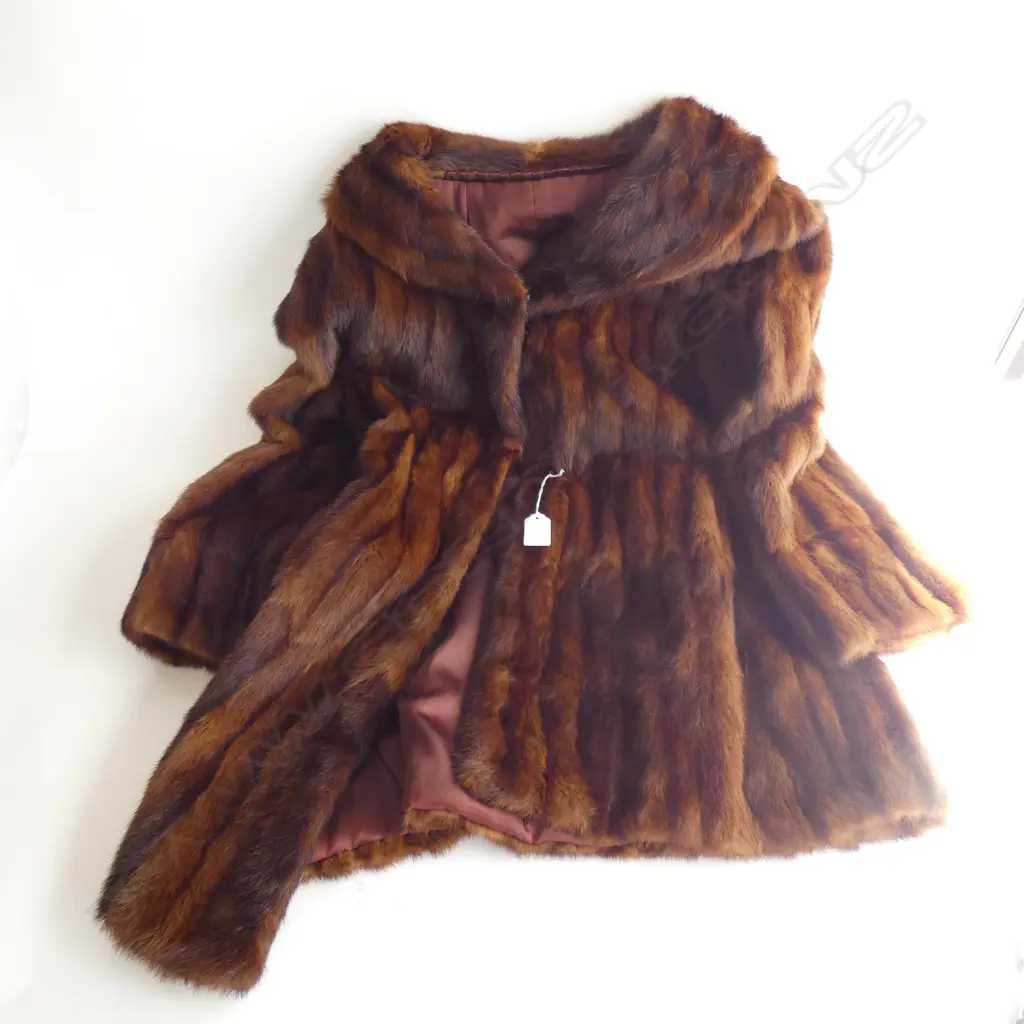 VINTAGE FUR 3/4 LENGTH COAT PROBABLY MINK Image 1++