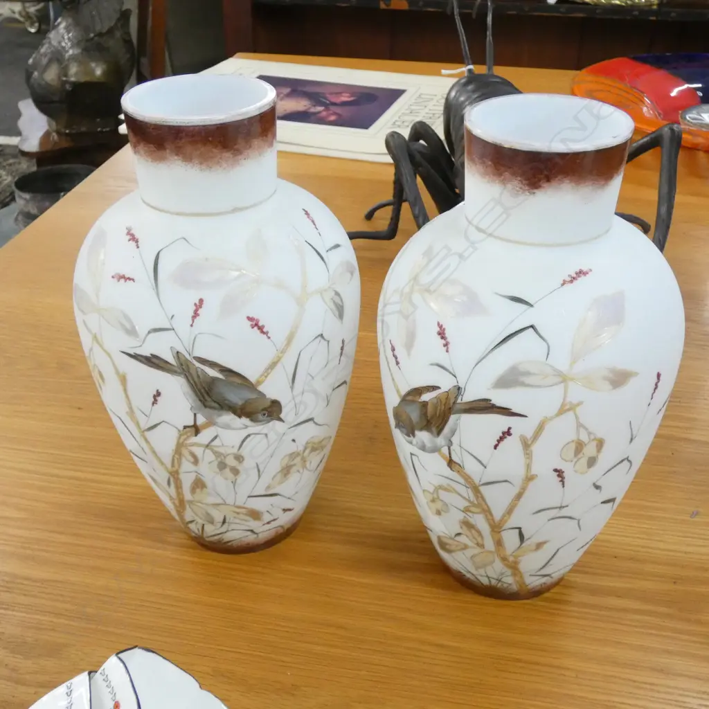 PR VICTORIAN GLASS VASES H.270mm Image 1++