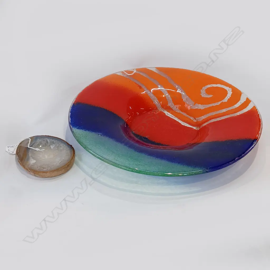 LG HAND CRAFTED 'JULIE O' GLASS PLATTER (DIA 395MM) & PC AGATE CRYSTAL (L 125MM) Image 1++