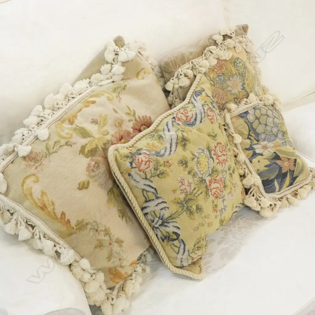 9 TASSELED TAPESTRY CUSHIONS + 2 THROWS Image 1++
