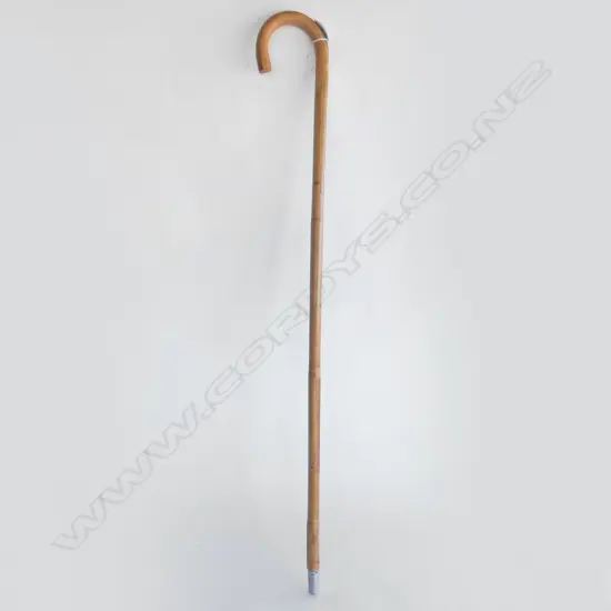 ANTIQUE BAMBOO WALKING STICK WITH HORSE MEASURING TOOL INSIDE 