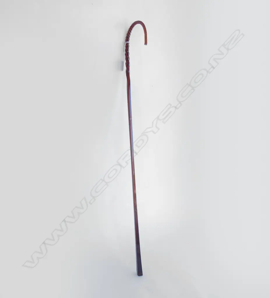 VICTORIAN GLASS WALKING CANE - CHIP TO BASE END  Image 1++