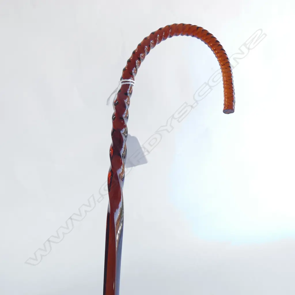 VICTORIAN GLASS WALKING CANE - CHIP TO BASE END  Image 1++