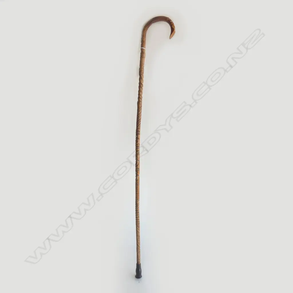 c1950 MAORI CARVED WALKING STICK Image 1++