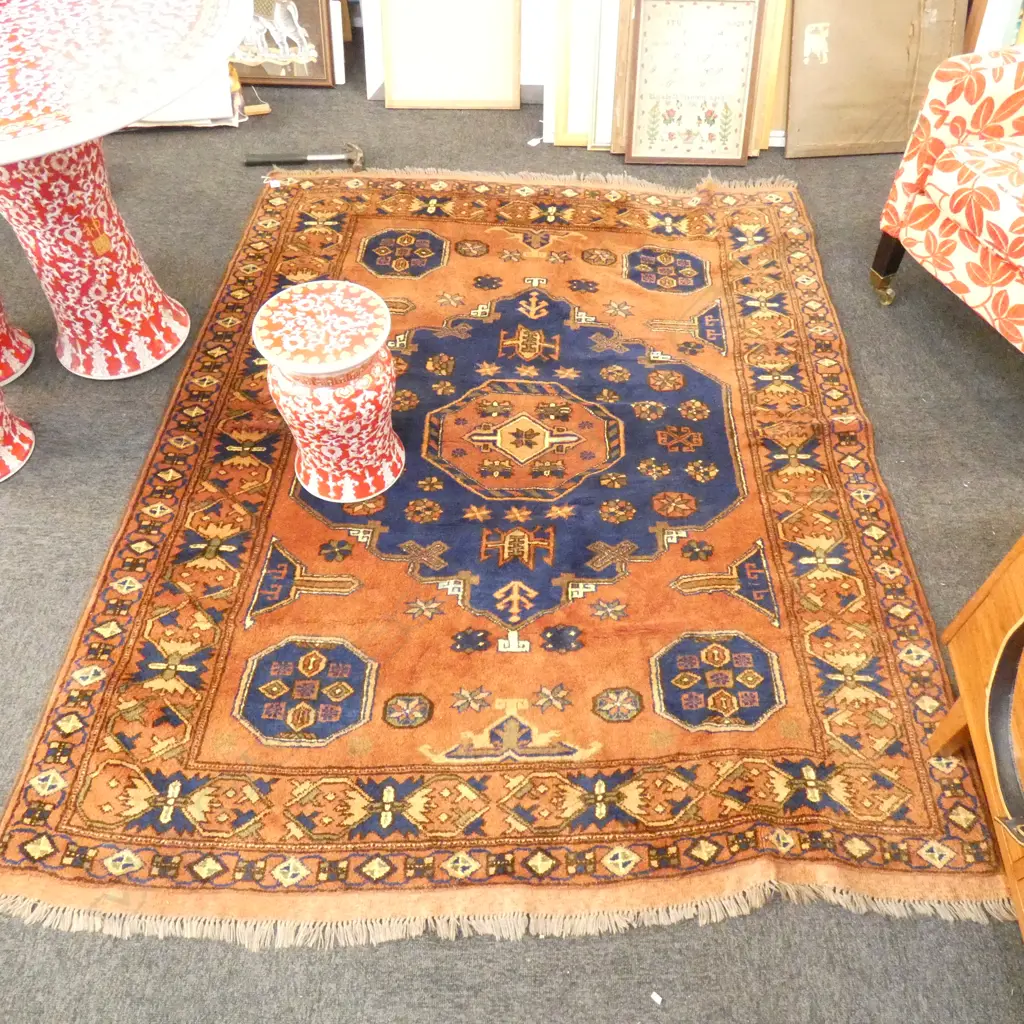 HAND KNOTTED ALL WOOL RUG Image 1++