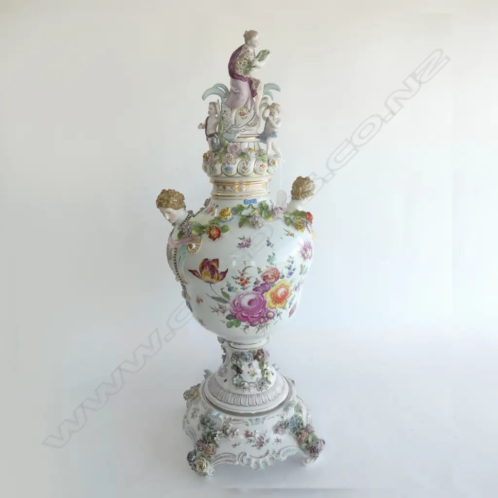 IMPRESSIVE ANTIQUE MEISSEN PORCELAIN LIDDED URN WITH STAND H. 870MM ...  see long description Image 1++