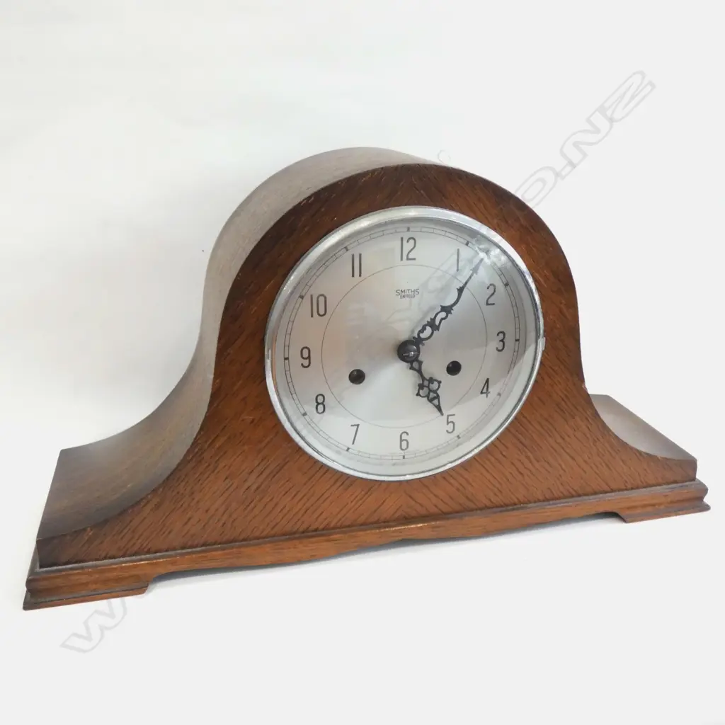 OAK MANTEL CLOCK  Image 1++