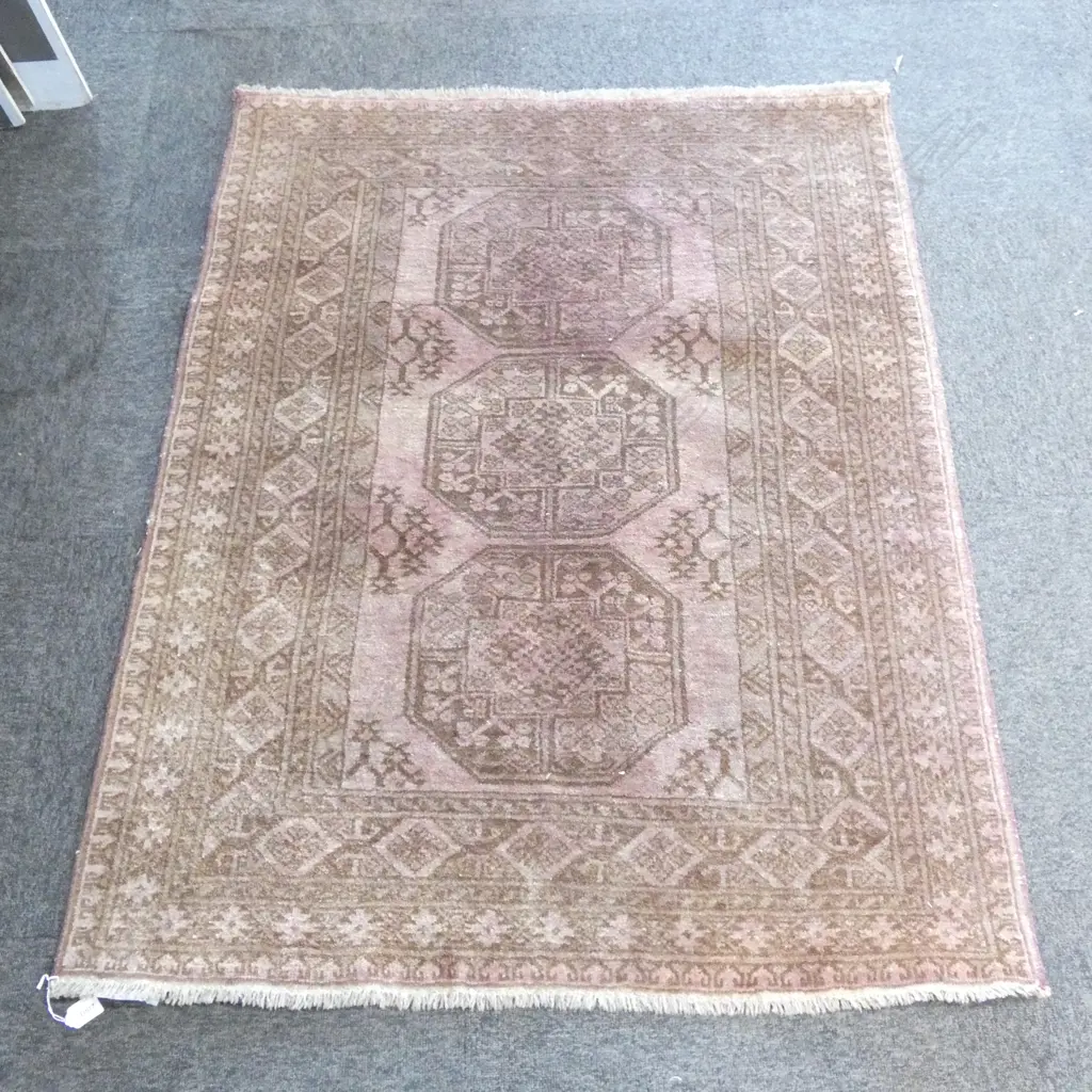 HAND KNOTTED ALL WOOL RUG Image 1++