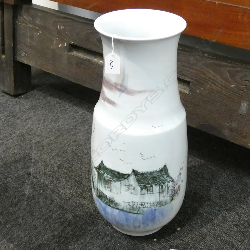 CHINESE PORCELAIN VASE TOWN BRIDGE OVER WATER H. 440MM Image 1++