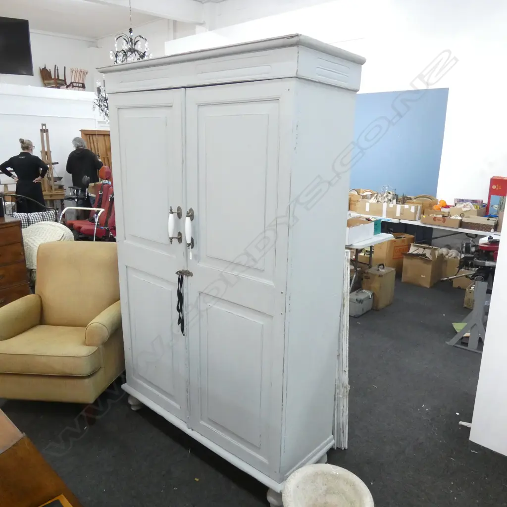 PAINTED COUNTRY STYLE ARMOIRE... Image 1++