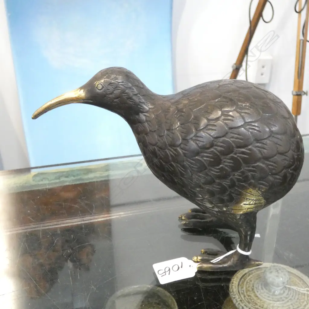 BRONZE KIWI H.160mm Image 1++