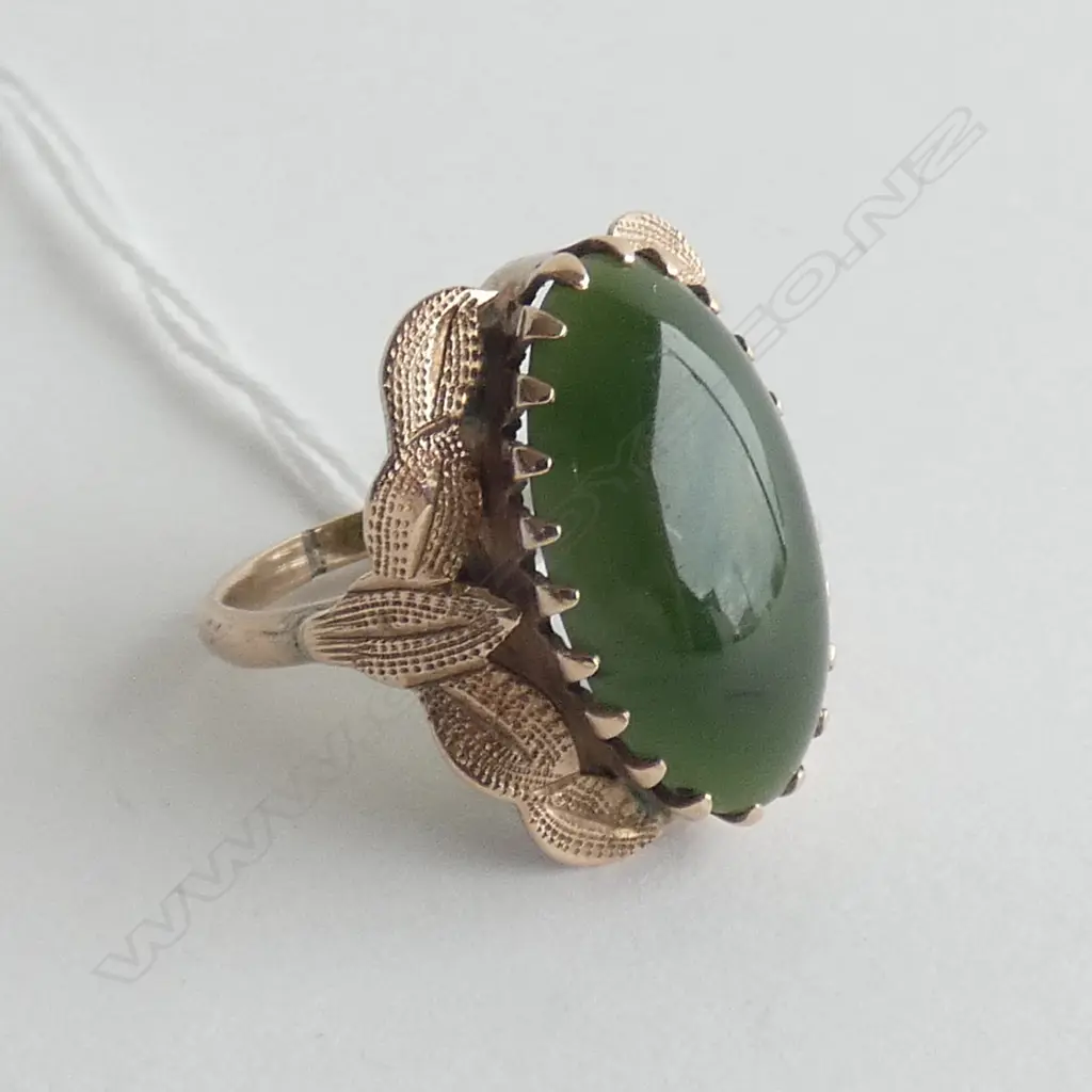 9CT GREENSTONE RING 4.5 GRAMS Image 1++
