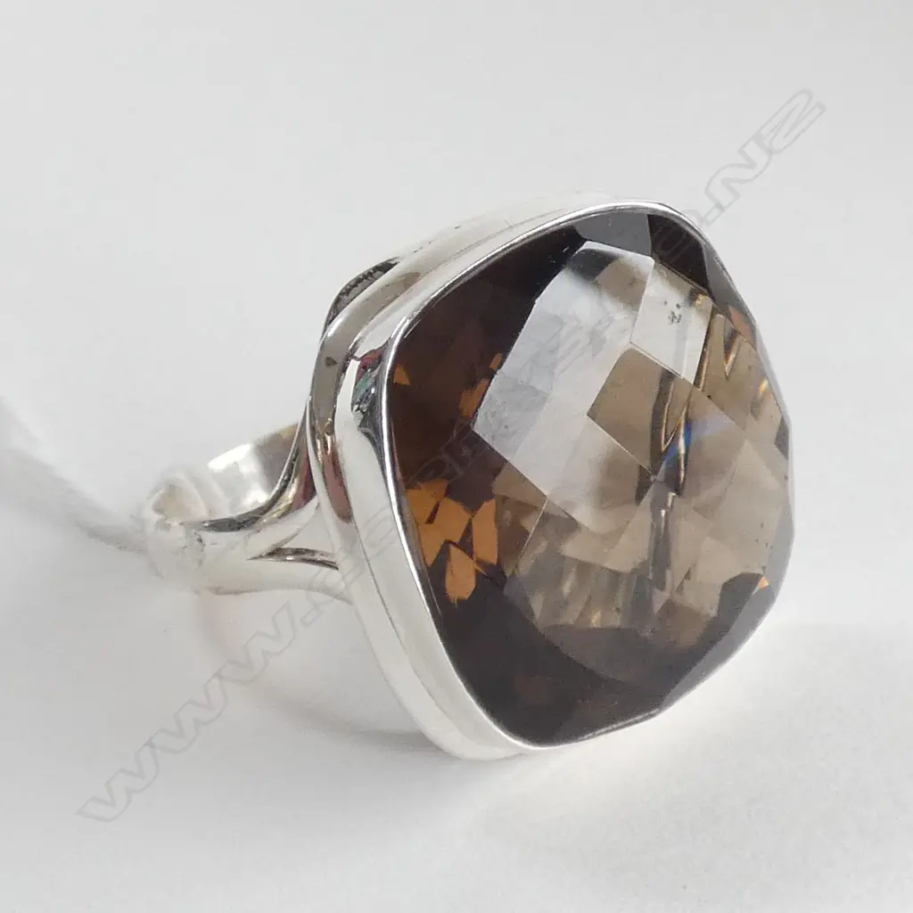 LG SMOKY QUARTZ DRESS RING SET IN 925 SILVER Image 1++