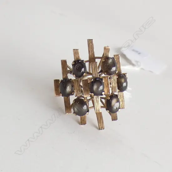 (20174) 14CT YELLOW GOLD STAR STONE COCKTAIL RING
