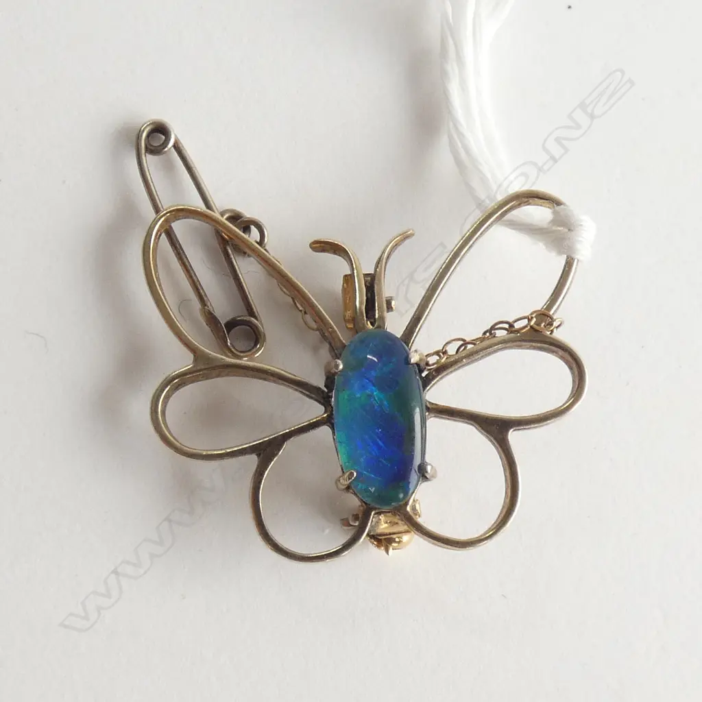(17996) SILVER OPAL DUBLET BUTTERFLY BROOCH Image 1++