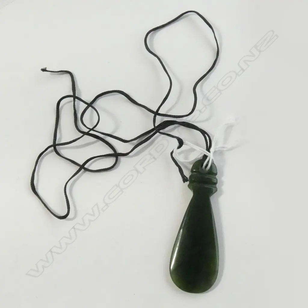 (20163) POUNAMU MERE PENDANT L.65mm Image 1++