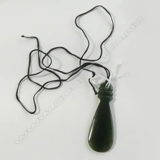 (20163) POUNAMU MERE PENDANT L.65mm