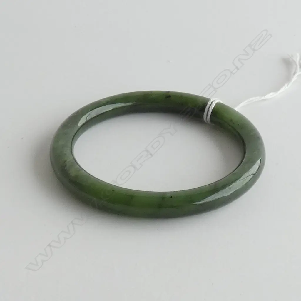 DEEP GREEN JADE BANGLE DIA.73mm Image 1++