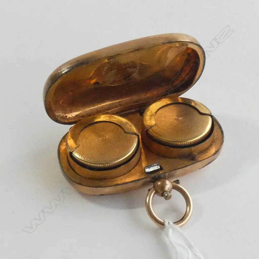 (17750) GOLD PLATED DBLE SOVEREIGN CASE Image 1++