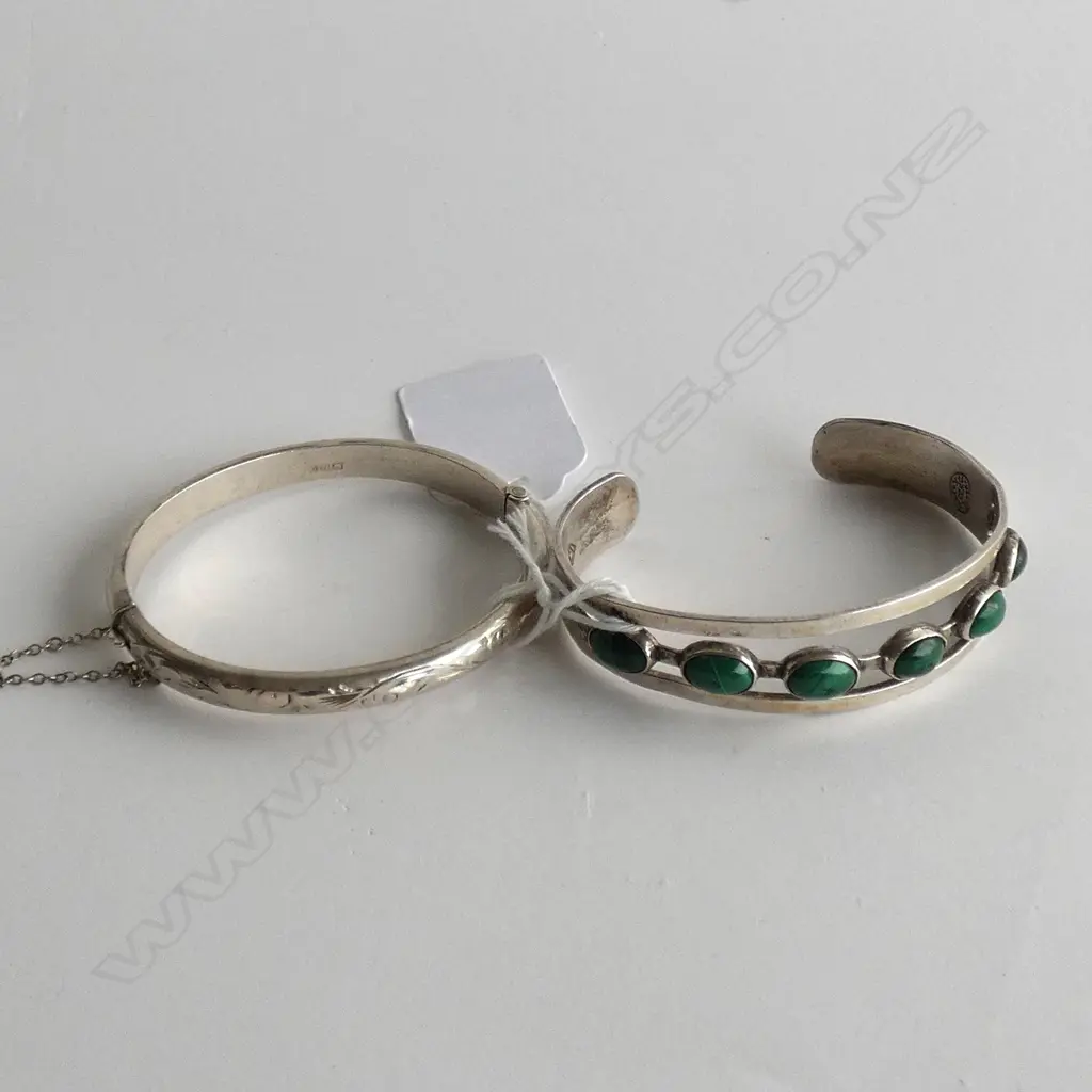 2 SILVER BRACELETS; 925 & MALACHITE + CHESTER 1961 32 GRAMS Image 1++