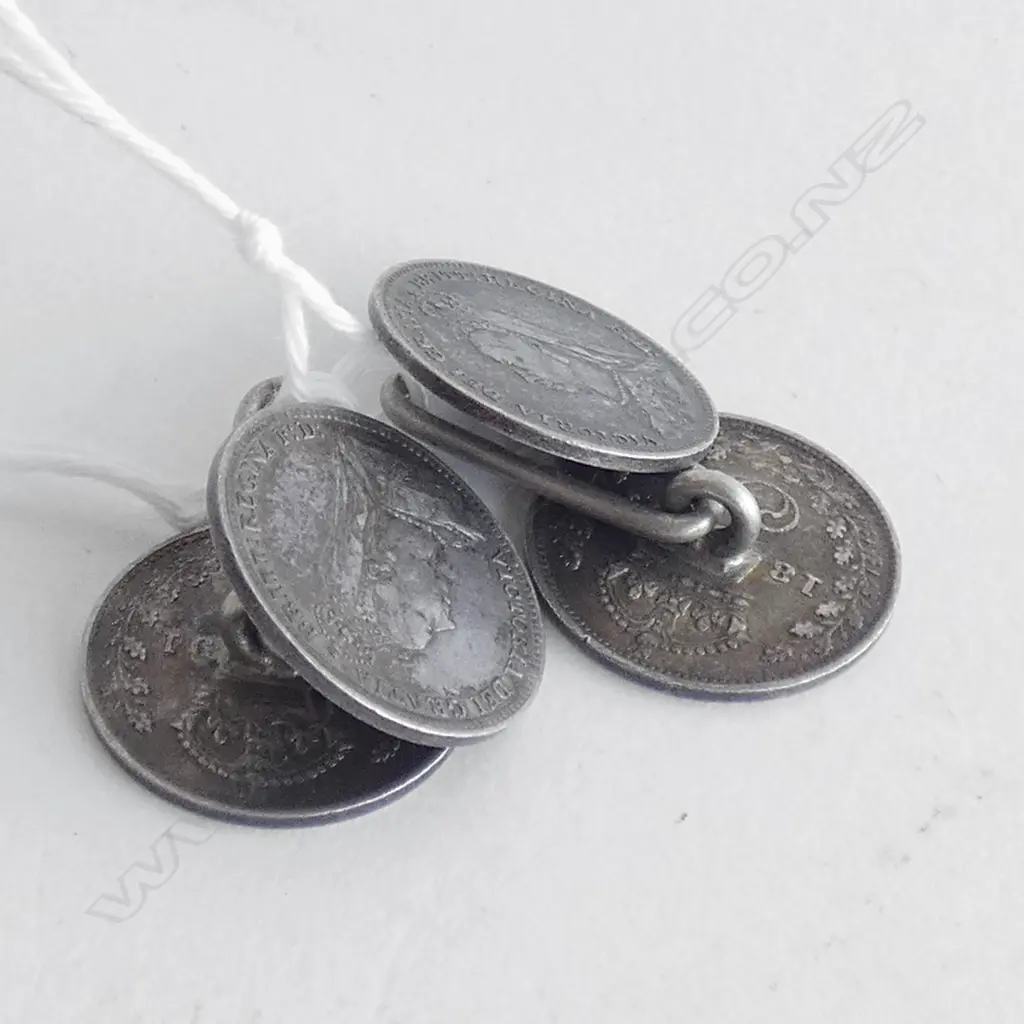 (20169) PR OLD SILVER THREEPENCE COIN CUFFLINKS Image 1++