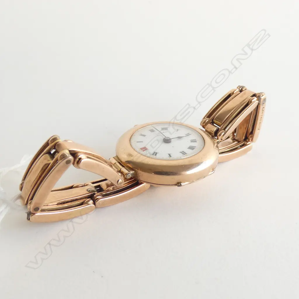LADIES VINTAGE 9CT ROSE GOLD WRIST WATCH AND STRAP(NO WINDER) 30.16gm including movement Image 1++