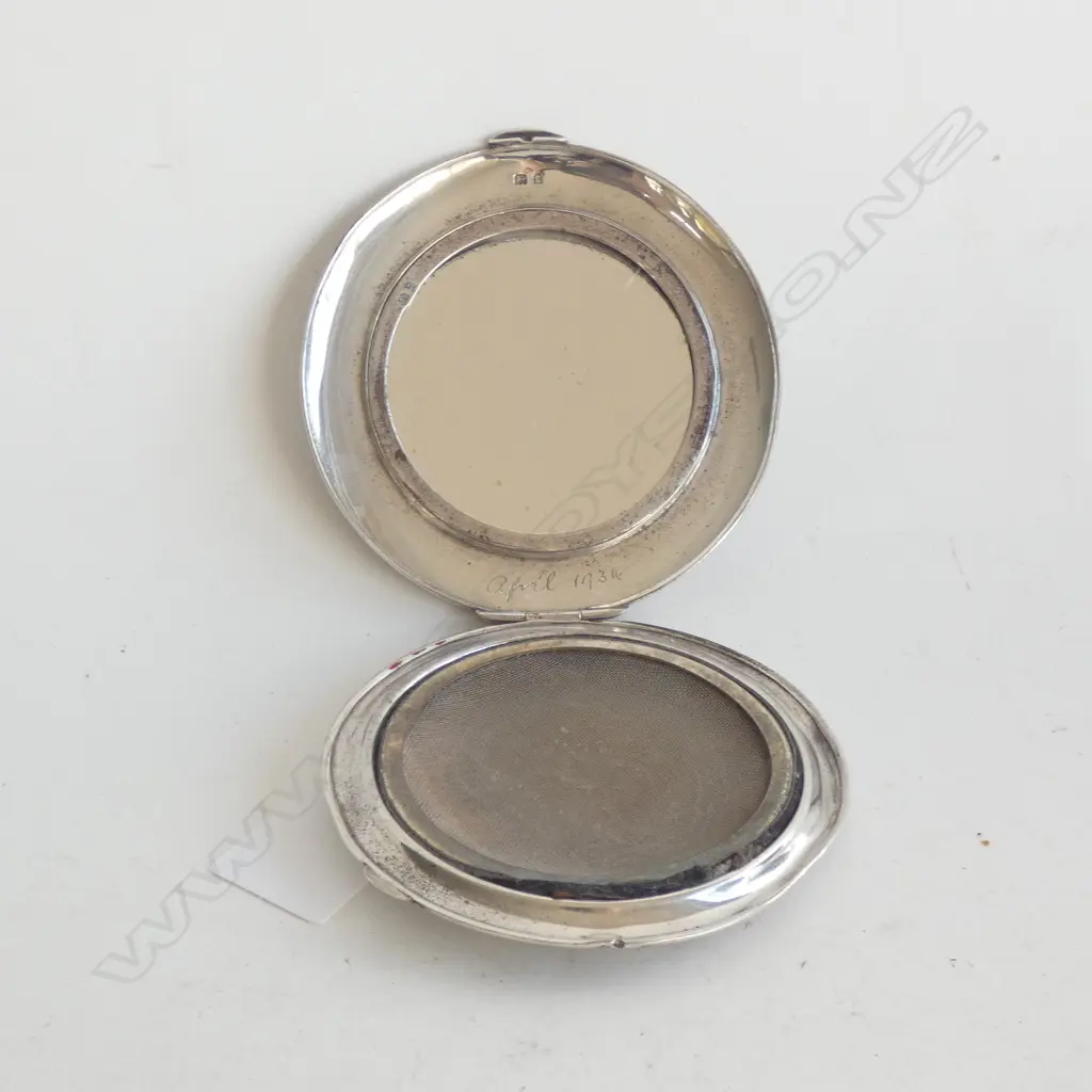 STG SILVER COMPACT; LONDON 1932 117 GRAMS Image 1++