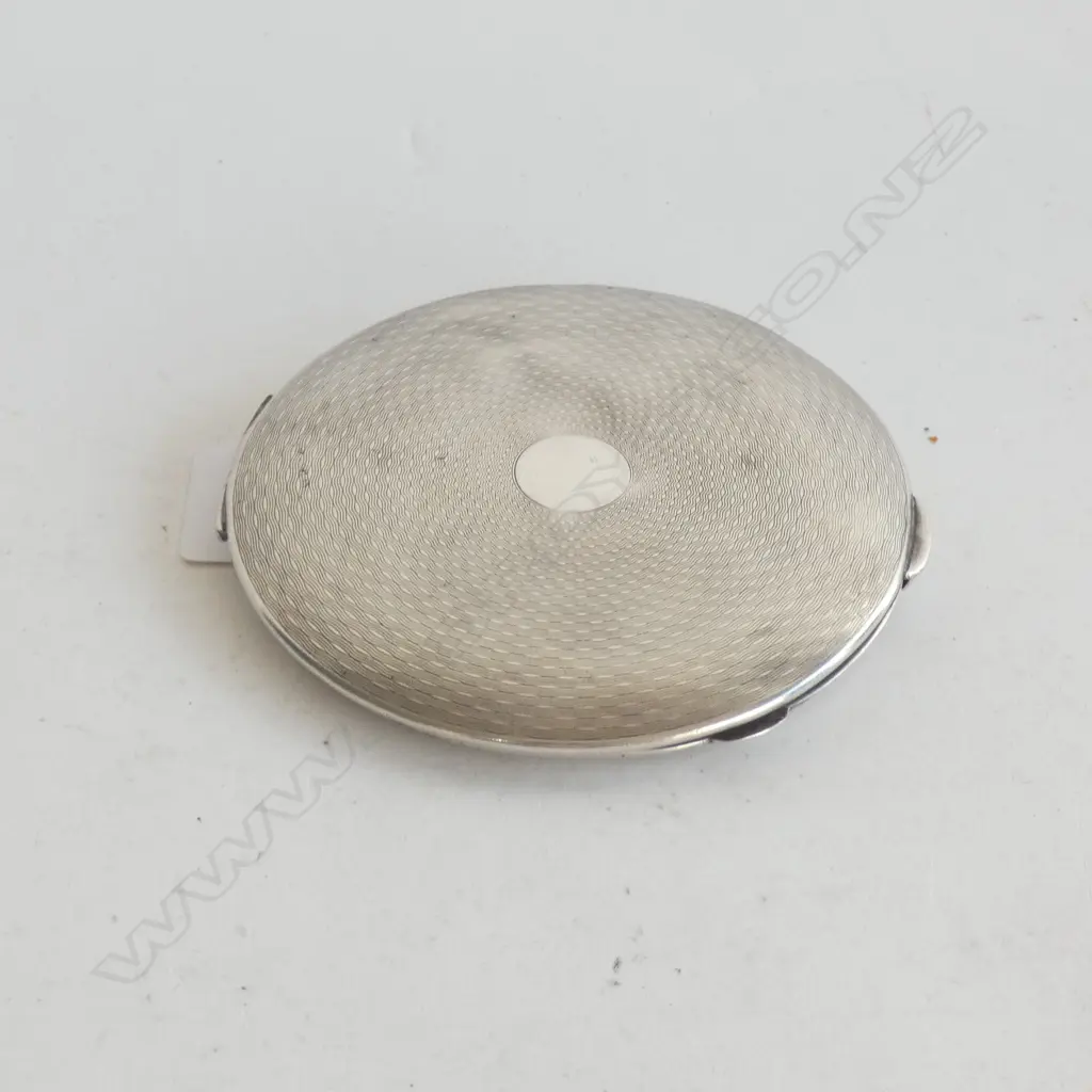 STG SILVER COMPACT; LONDON 1932 117 GRAMS Image 1++