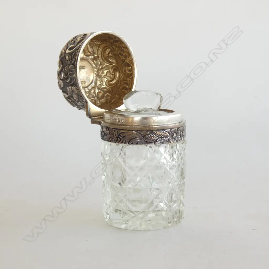 VICT. LONDON 1890 SILVER & CRYSTAL LGE SCENT BOTTLE Image 1++