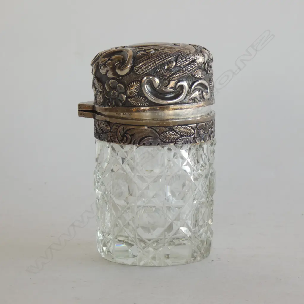 VICT. LONDON 1890 SILVER & CRYSTAL LGE SCENT BOTTLE Image 1++