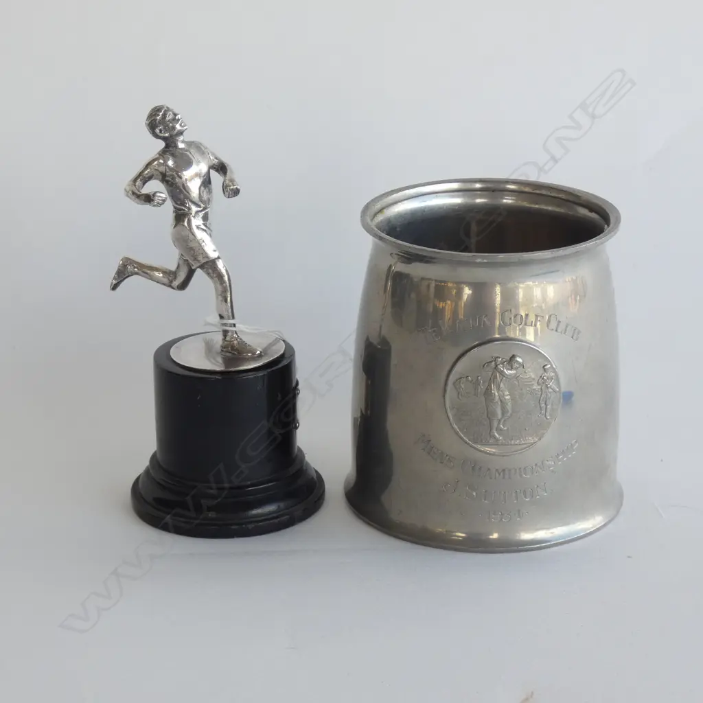 PEWTER GOLF MUG C1934 (H 105MM) & VINTAGE SILVER PLATED RUNNING TROPHY (NOT ENGRAVED) (H 140MM) Image 1++
